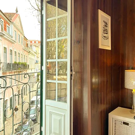 Praça Flores - Charming Typical Appartement *