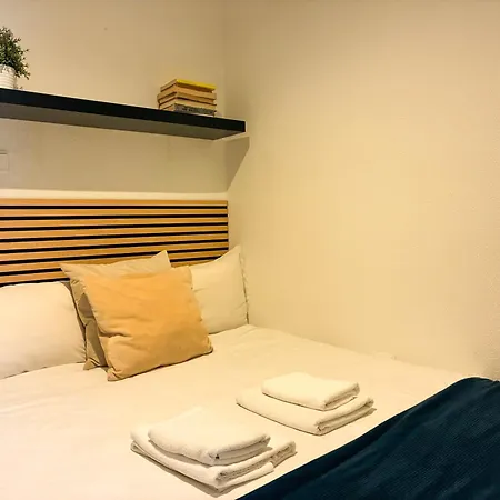 Apartamento Praça Flores - Charming Typical Lisboa